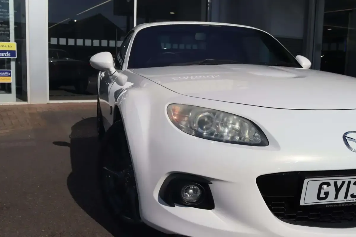 Begagnad Mazda MX5 Inclusive 160 HK (117 kW) 2013 Vit Cab