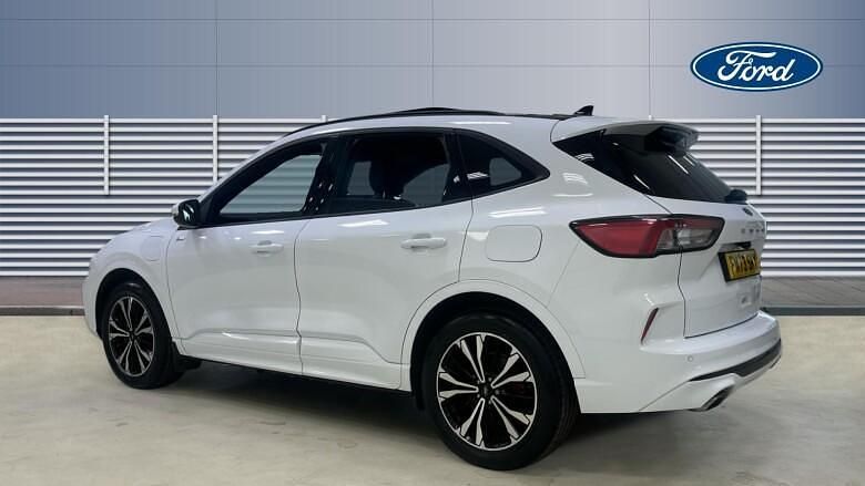 Used Ford Kuga ST-Line X 225 HP (165 kW) 2023 White SUV