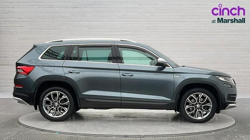 Used Skoda Kodiaq Scout 4x4 190 HP (139 kW) 2018 Grey SUV