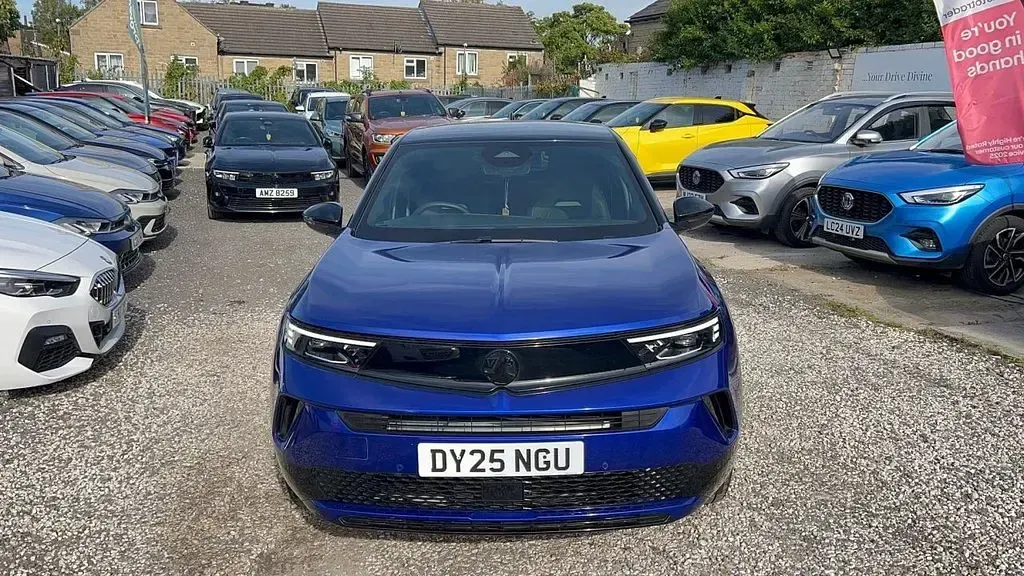 Used Vauxhall Mokka Ultimate 2025 Blue SUV