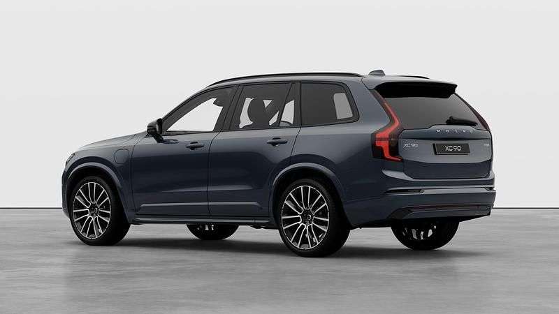 New Volvo XC90 Ultra 2026 Denim blue SUV