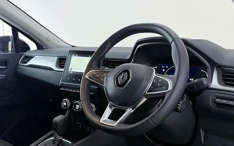 Used Renault Captur Techno 143 HP (105 kW) 2023 Grey/black SUV