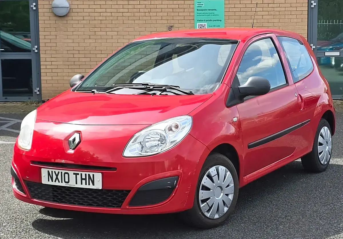 Used Renault Twingo 2010 Red Hatchback