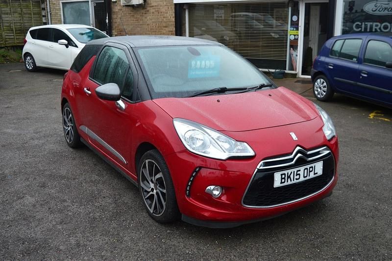 Used Citroën DS3 PureTech 2015 Red Hatchback