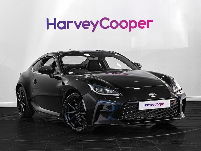 Black Used 2023 Toyota GR86 Coupe | £29,950 (Fair price) - Image 1/4