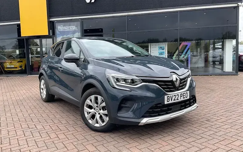 Used Renault Captur Iconic 143 HP (105 kW) 2022 SUV