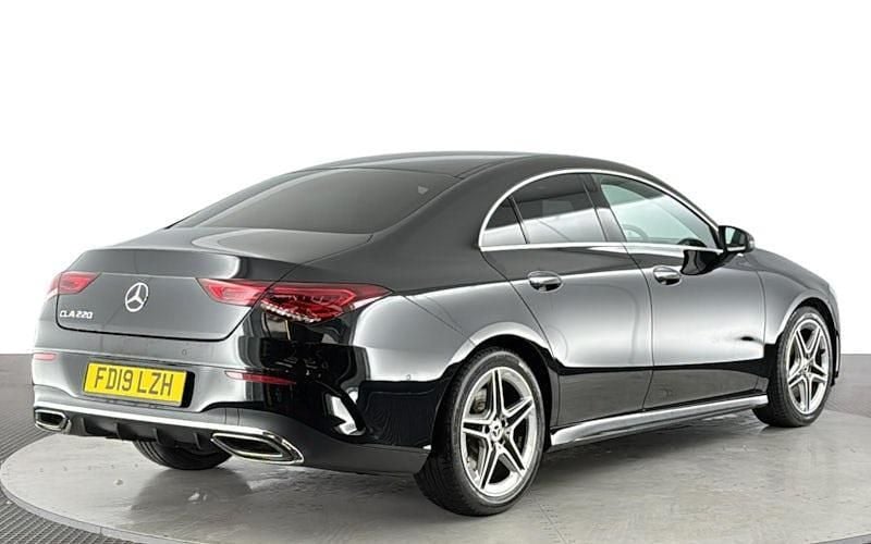 Usado Mercedes CLA220 AMG Line Premium 190 HP (139 kW) 2019 Preto Sedan