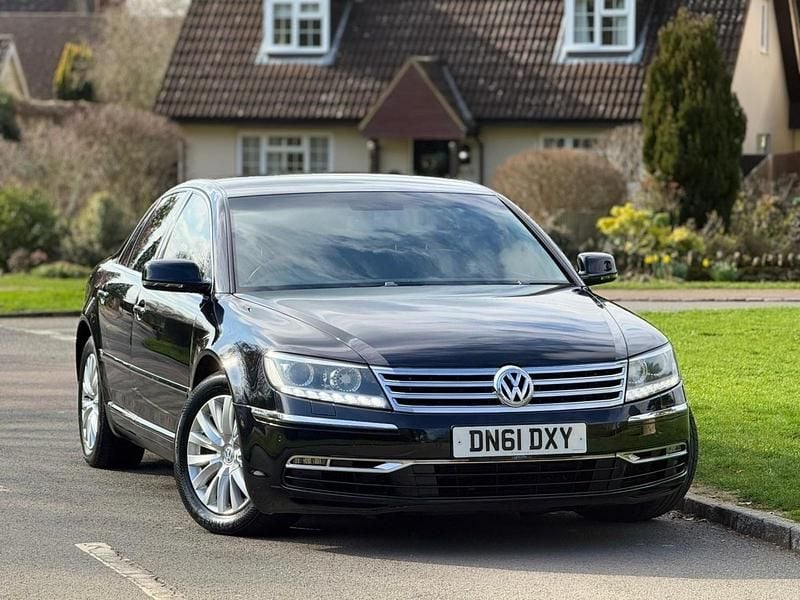 Used VW Phaeton 240 HP (176 kW) 2011 Black Sedan