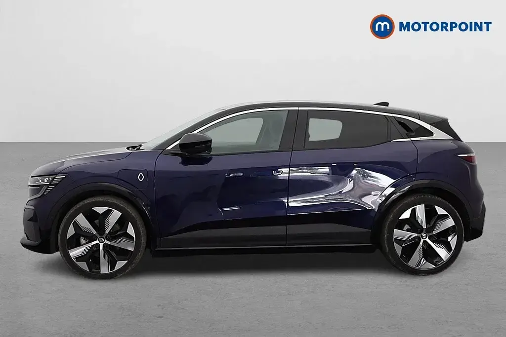 Used Renault Megane E-Tech Komfort 160 kW (218 HP) 2024 Blue/black Hatchback
