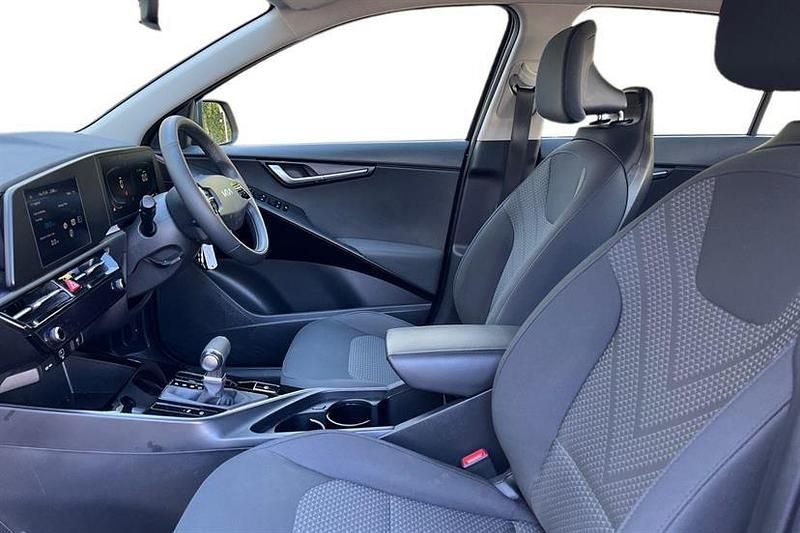 Used Kia Niro 139 HP (102 kW) 2023 Grey SUV