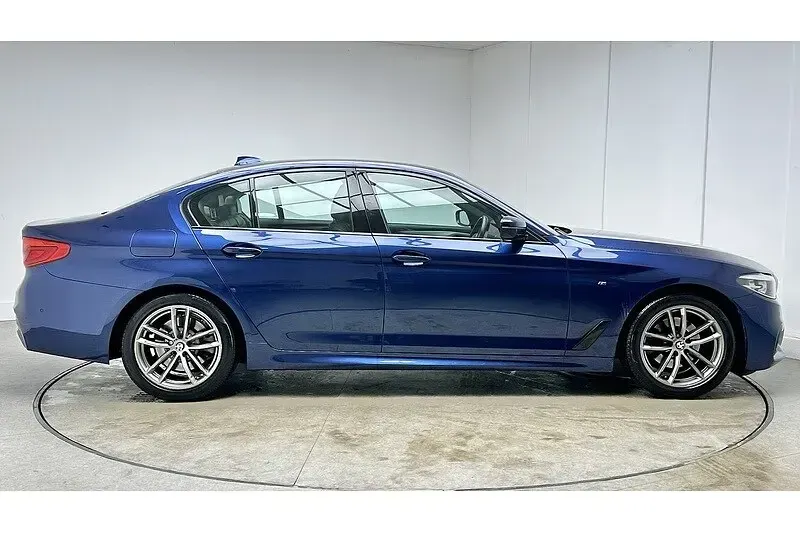 Used BMW 520 M Sport 181 HP (133 kW) 2018 Blue Sedan