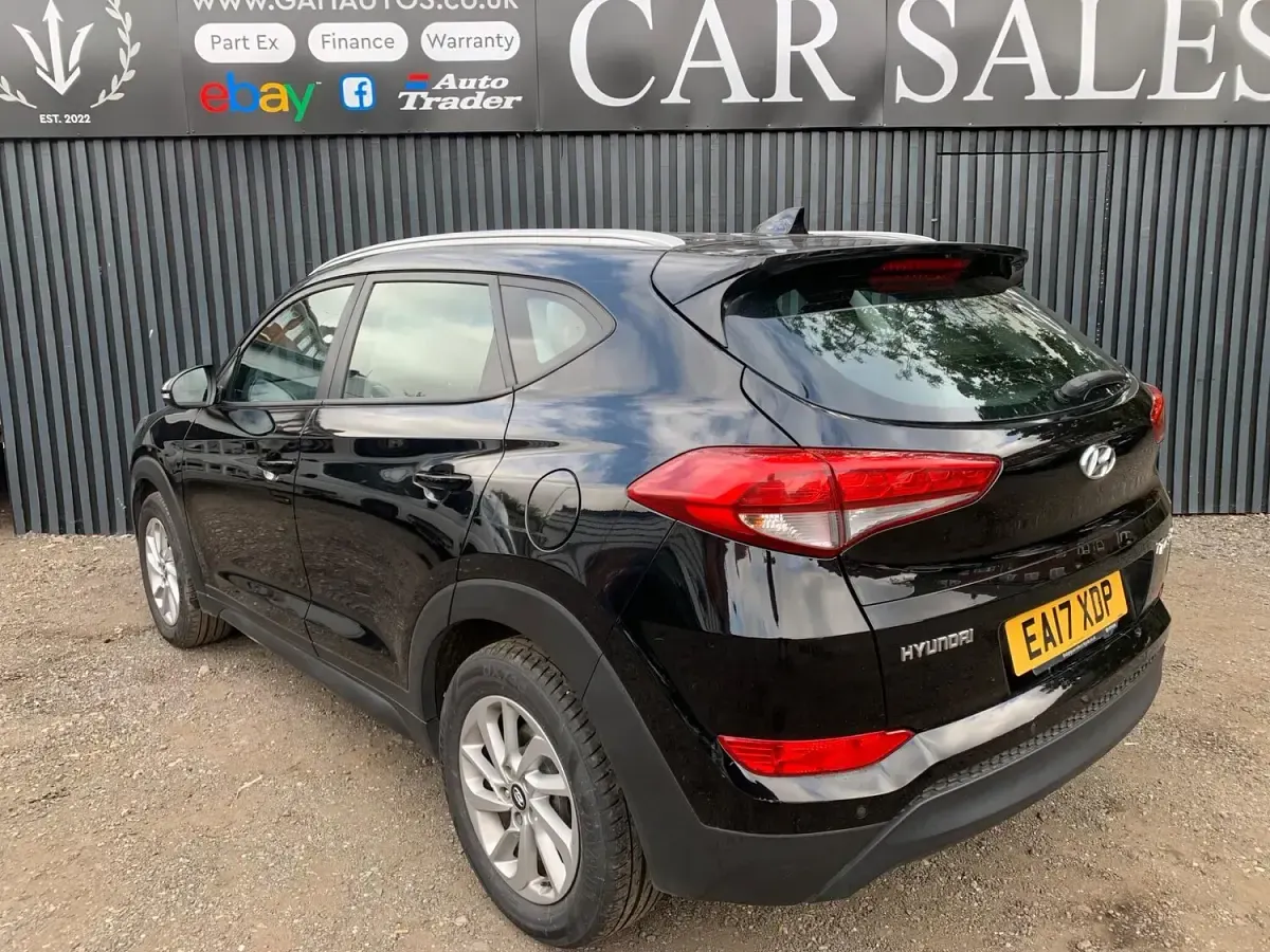Used Hyundai Tucson SE 141 HP (103 kW) 2017 Black SUV