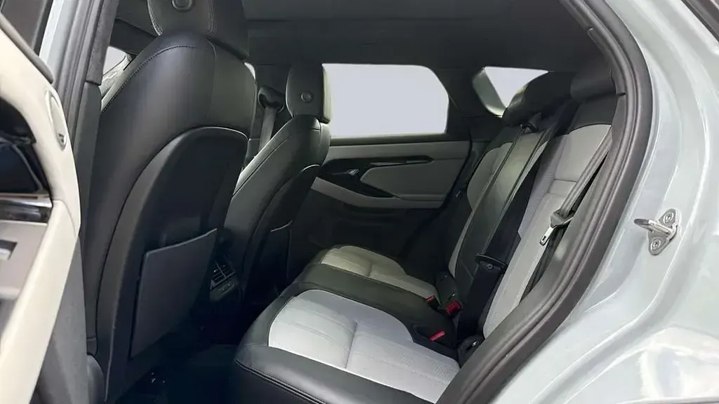 Used Land Rover Range Rover evoque Autobiography 200 HP (147 kW) 2024 Grey SUV