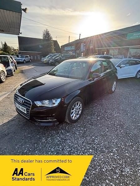 Used Audi A3 Competition 150 HP (110 kW) 2015 Black Hatchback