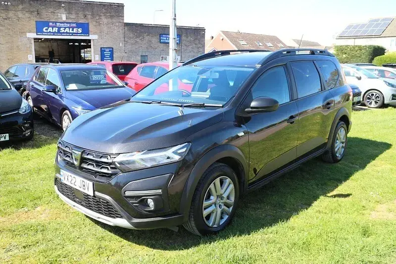 Used Dacia Jogger Comfort 110 HP (80 kW) 2022 Black MPV