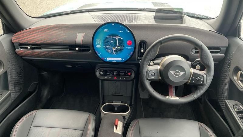 Used Mini Cooper 147 kW (201 HP) 2026 Green Hatchback