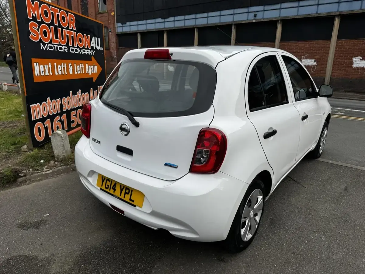 Usado Nissan Micra Visia 80 HP (58 kW) 2014 Branco Citadino