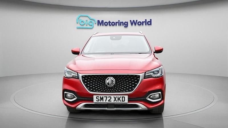 Used MG HS 2023 Red SUV