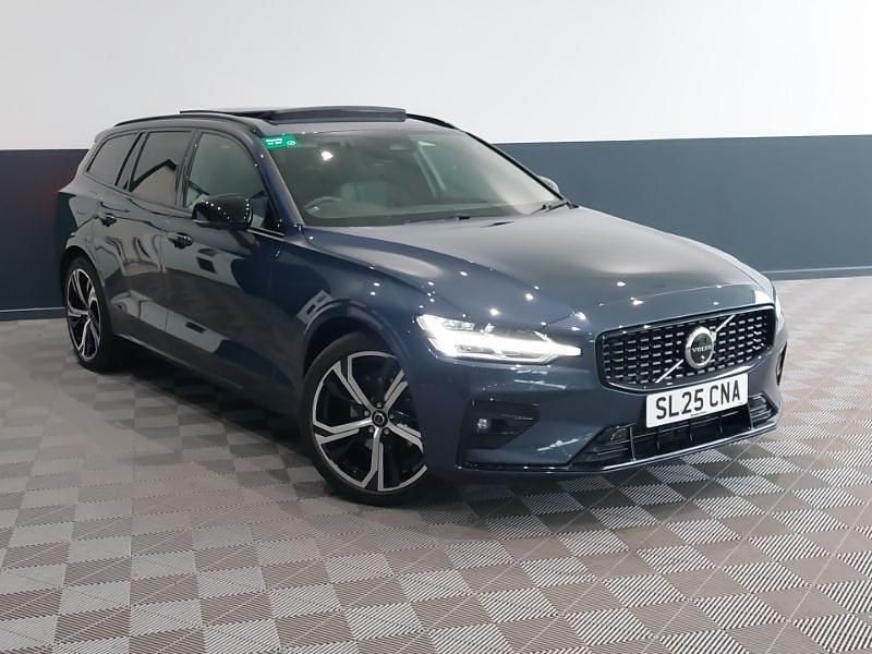 Used Volvo V60 Ultra 197 HP (144 kW) 2025 Blue Estate