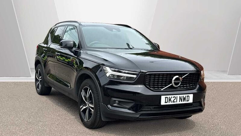 Used 2021 Volvo XC40 R-Design SUV | £20,990 (Fair price) - Image 1/3