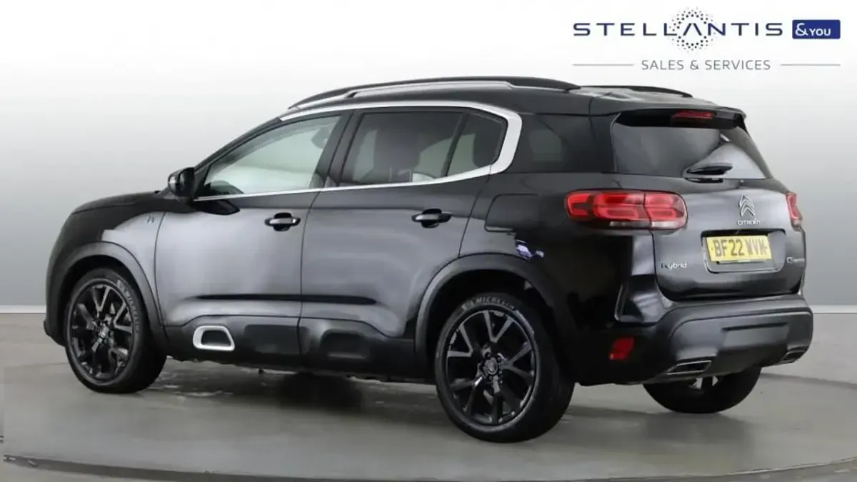 Used Citroën C5 Aircross Shine 222 HP (163 kW) 2022 Black SUV