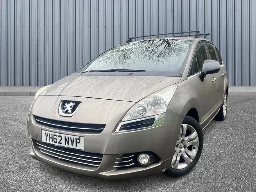 Used Peugeot 5008 Active 115 HP (84 kW) 2013 Grey MPV