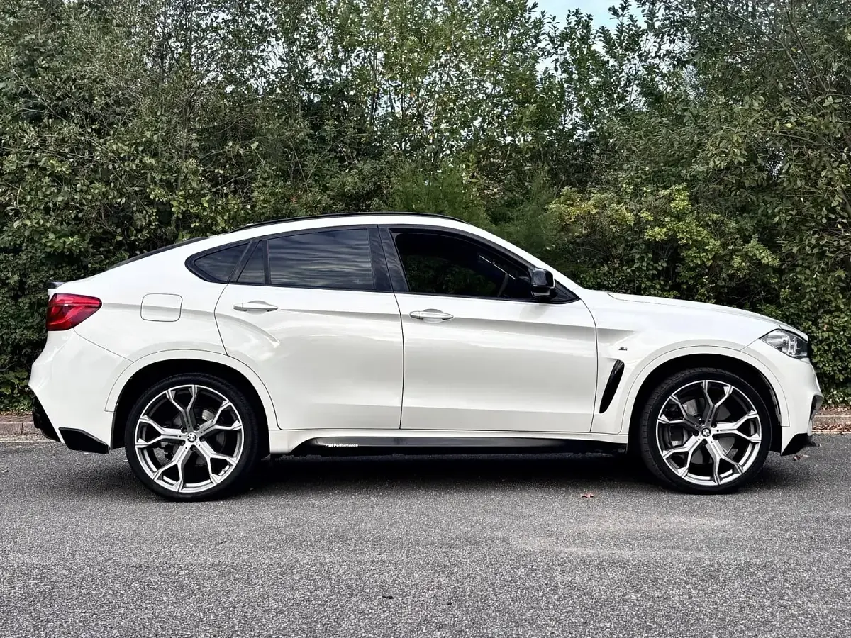Used BMW X6 M50 Impressive 2016 White SUV