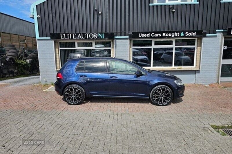 Blue Used 2017 VW Golf VII Edition Hatchback | £9,995 (Fair price) - Image 1/1