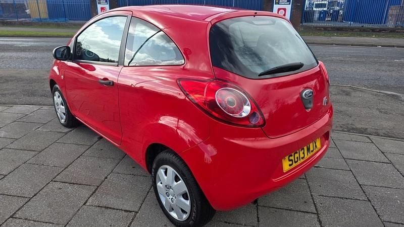 Used Ford Ka Studio 69 HP (50 kW) 2013 Red Hatchback