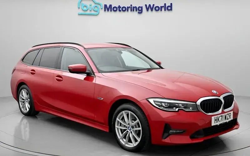 Used BMW 330e 292 HP (214 kW) 2022 Estate