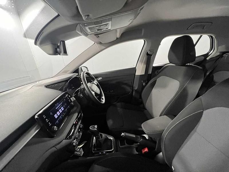 Used Skoda Fabia SE 85 HP (62 kW) 2025 Brilliant silver metallic Hatchback