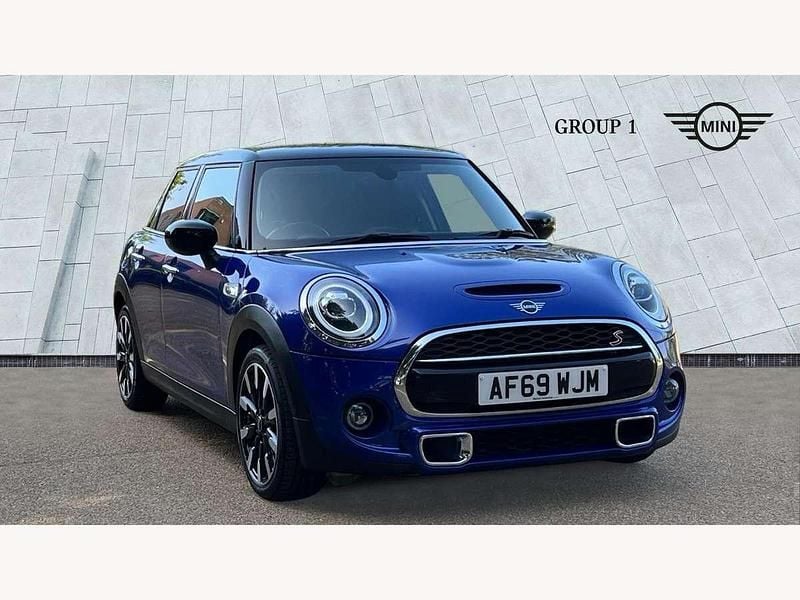 Blue Used 2019 Mini Cooper S Exclusive Hatchback | £16,795 (Fair price) - Image 1/4