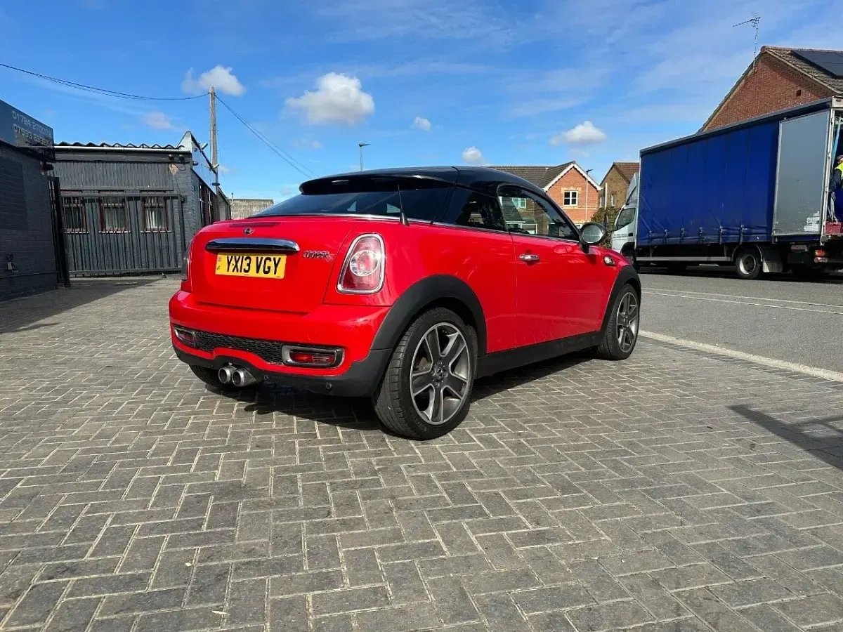 Used Mini Cooper S Coupé 184 HP (135 kW) 2013 Red Coupe