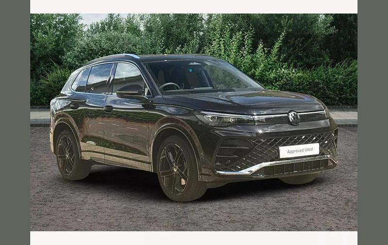Black Used 2025 VW Tiguan R-line SUV | £36,650 (A bit pricey) - Image 1/4