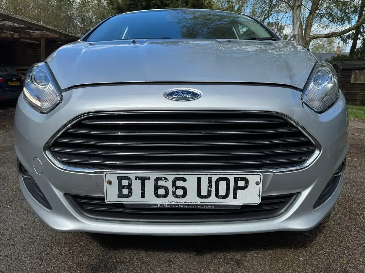 Used Ford Fiesta Titanium 2017 Silver Hatchback