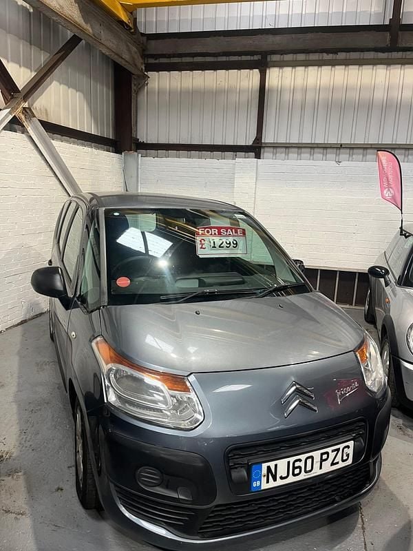 Grey Used 2010 Citroën C3 Picasso MPV | £1,100 (Fair price) - Image 1/4