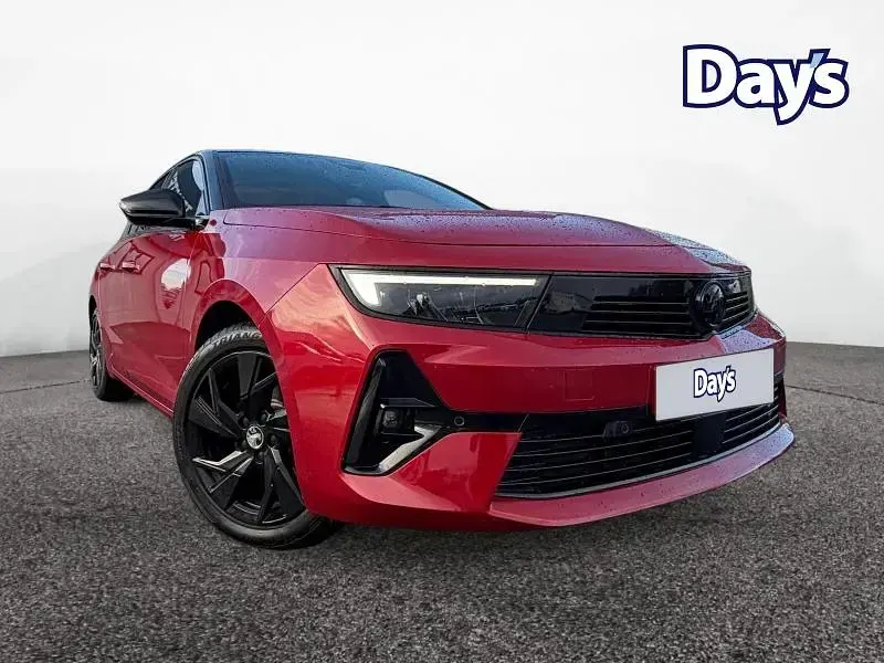 Used Vauxhall Astra 130 HP (95 kW) 2024 Red Hatchback