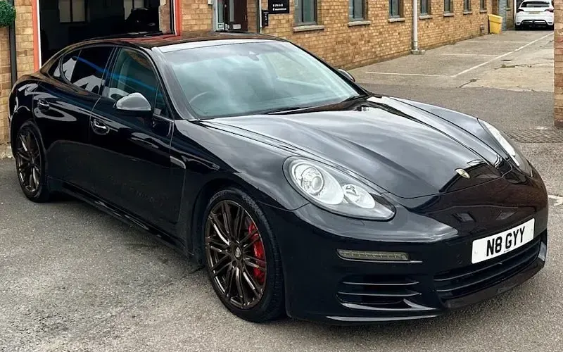 Used Porsche Panamera 300 HP (220 kW) 2015 Hatchback