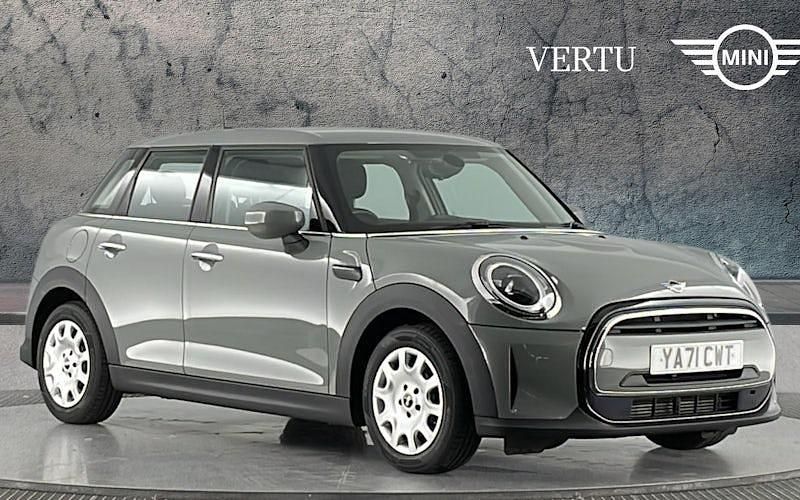 Używany Mini ONE Classic 102 KM (75 kW) 2022 Hatchback
