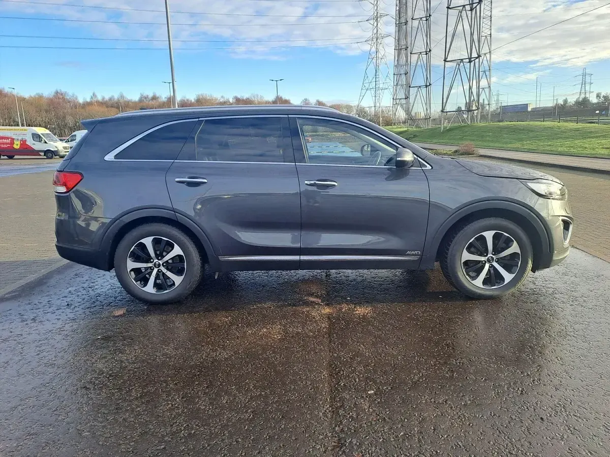 Used Kia Sorento 200 HP (147 kW) 2015 Grey SUV
