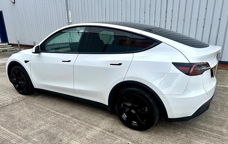 Used Tesla Model Y RWD 250 kW (340 HP) 2023 SUV