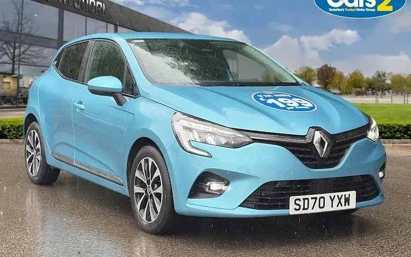Used Renault Clio V Iconic 101 HP (74 kW) 2020 Hatchback