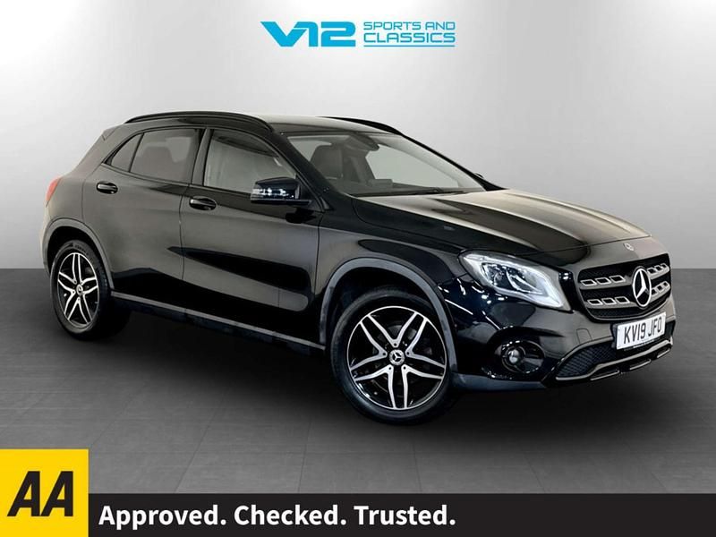 Used Mercedes GLA180 Urban 122 HP (89 kW) 2019 Black SUV