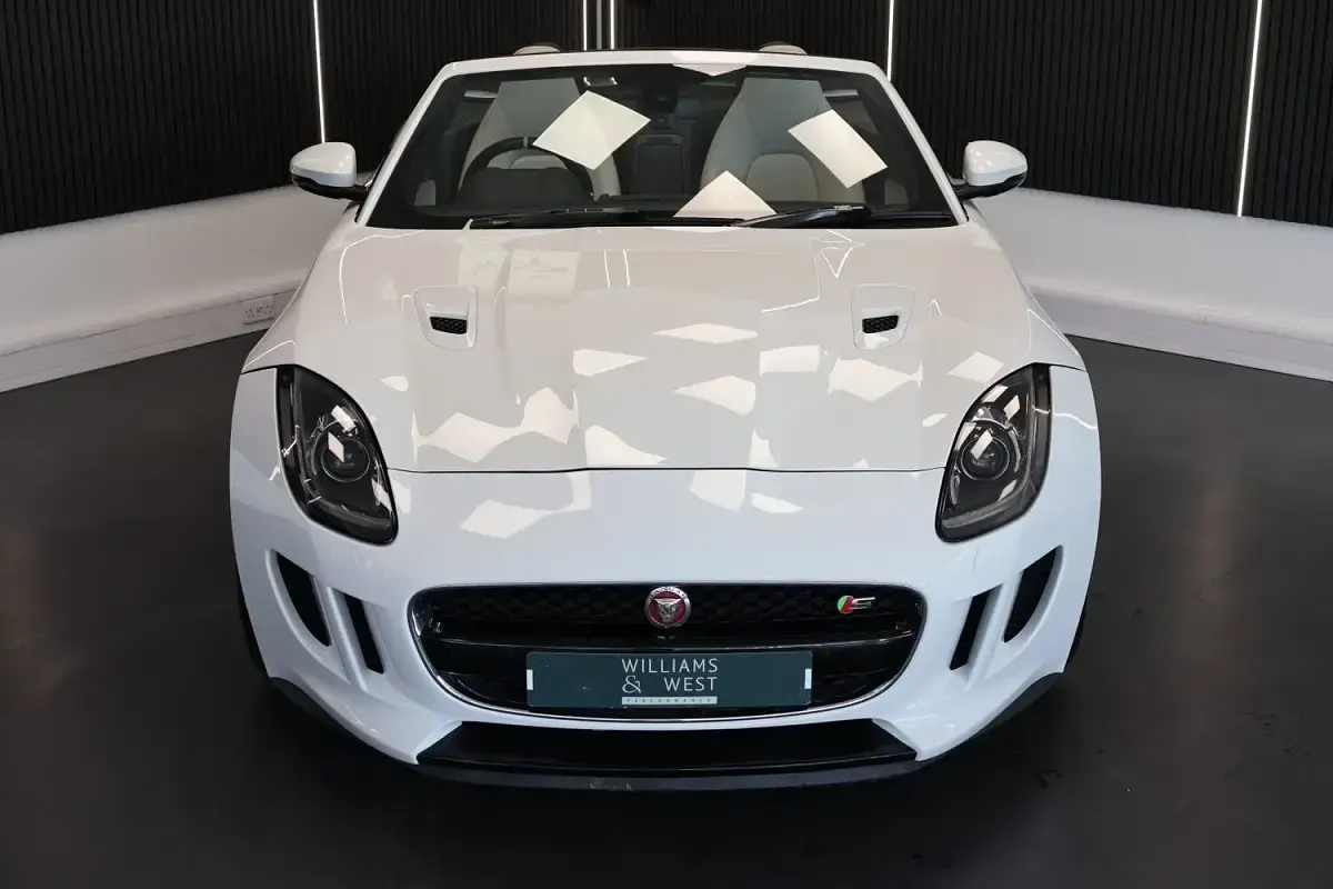 Used Jaguar F-Type Supercharged 380 HP (279 kW) 2015 White Cabriolet