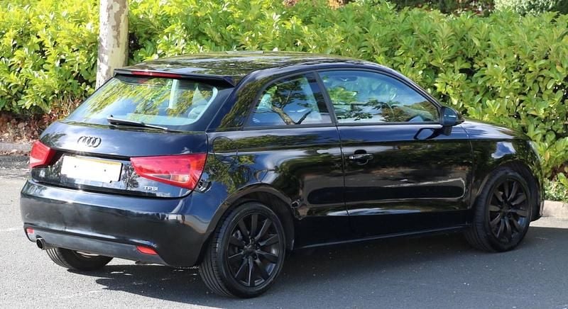 Used Audi A1 Sport 86 HP (63 kW) 2013 Black Hatchback
