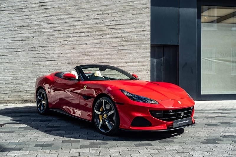 Red Used 2021 Ferrari Portofino Cabriolet | £159,000 - Image 1/4