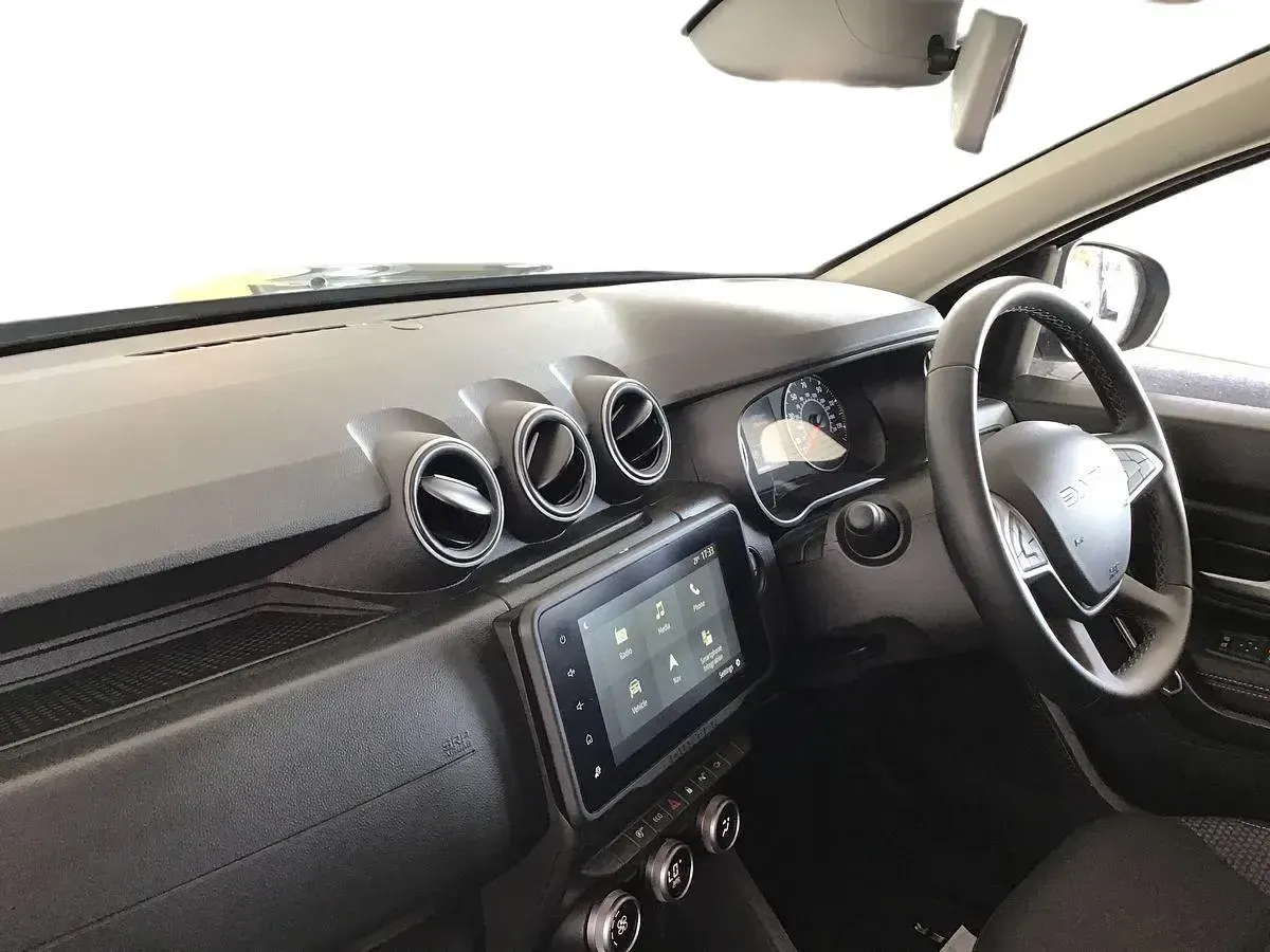 Used Dacia Duster Journey 90 HP (66 kW) 2024 Grey SUV