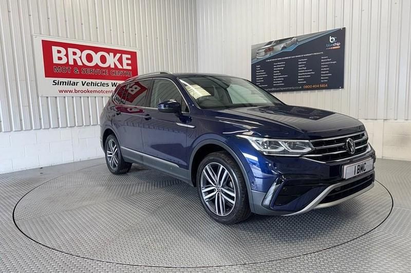 Used VW Tiguan Allspace Elegance 150 HP (110 kW) 2022 Blue SUV