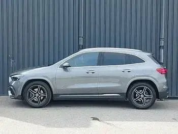 Used Mercedes GLA200 Executive 163 HP (119 kW) 2025 Grey SUV