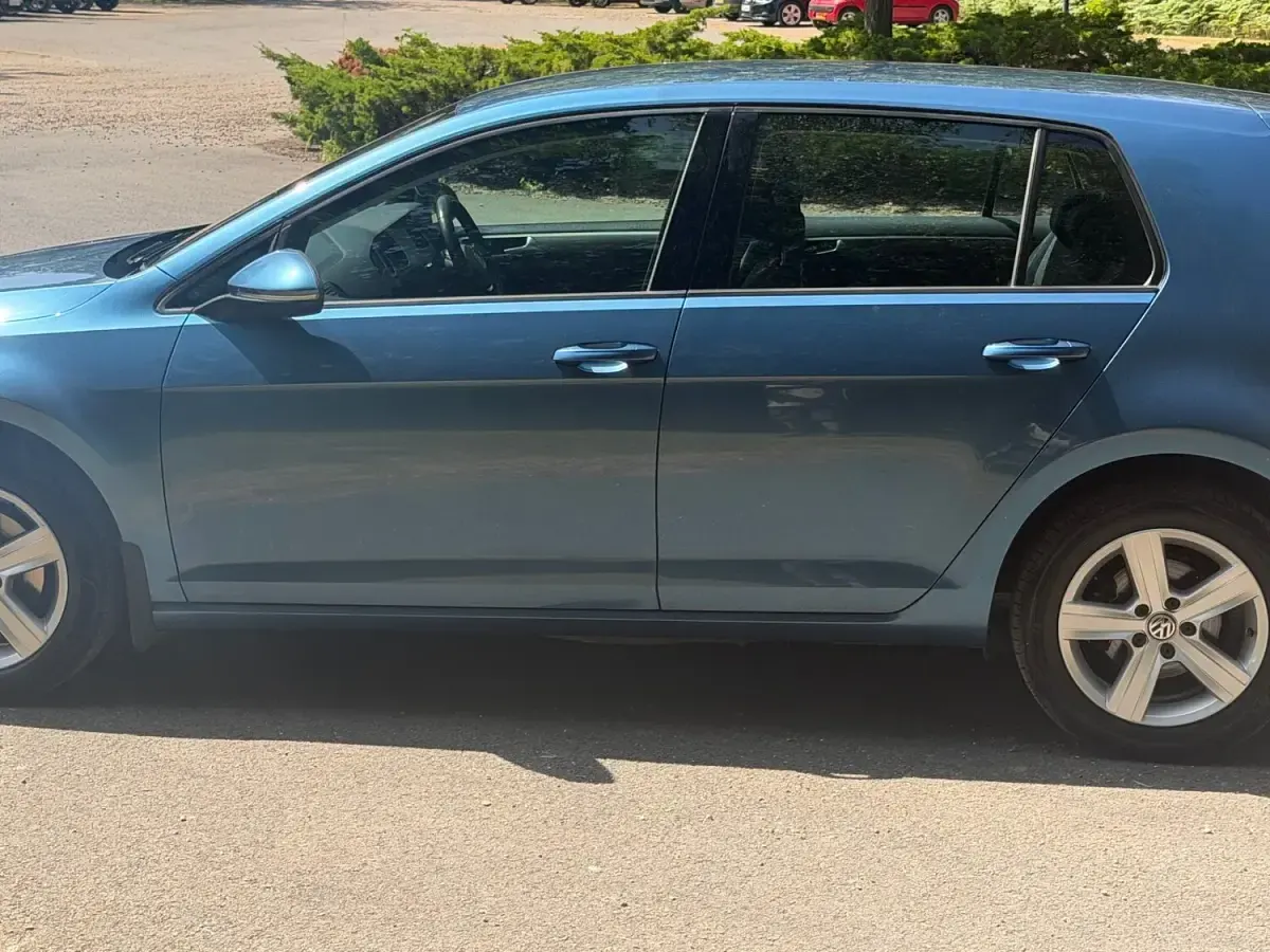 Used VW Golf VII Match 2014 Blue Hatchback